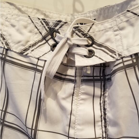Old Navy Men's Shorts Board Shorts Swim Trunks Size L / 36 - Picture 8 of 9